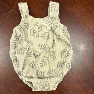 Babidu Baby Romper 9-12M Neutral Leaf Print Bubble One Piece Organic Style